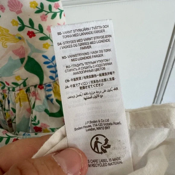 Mini Boden mermaid floral print dress size 6-7Y - Picture 4 of 9
